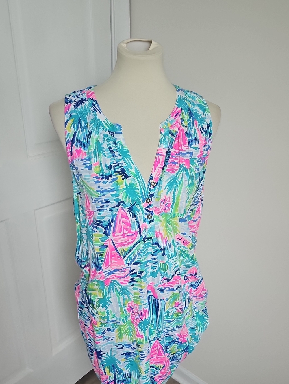 Pair Of Lilly Pulitzer lightweight Dresses Size M Sailboats EUC - Picture 6 of 8